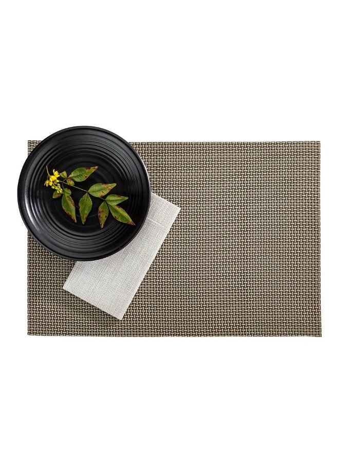 Restaurantware Amalfi 16 x 12 Inch Plastic Placemats, Set Of 6 Basketweave Outdoor Placemats - Heat Tolerant, No Stain, Cobblestone Vinyl Table Placemats, Waterproof, Easy To Clean - Image 2