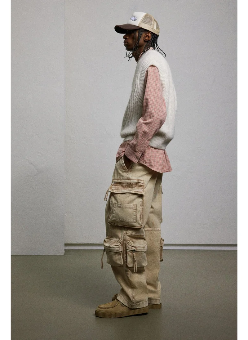 اتش اند ام Loose Cargo Jeans