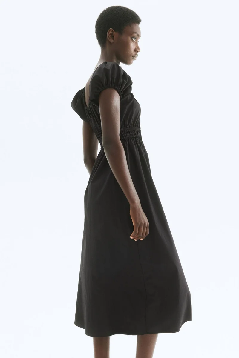 اتش اند ام فستان بوبلين بأكتاف مكشوفة