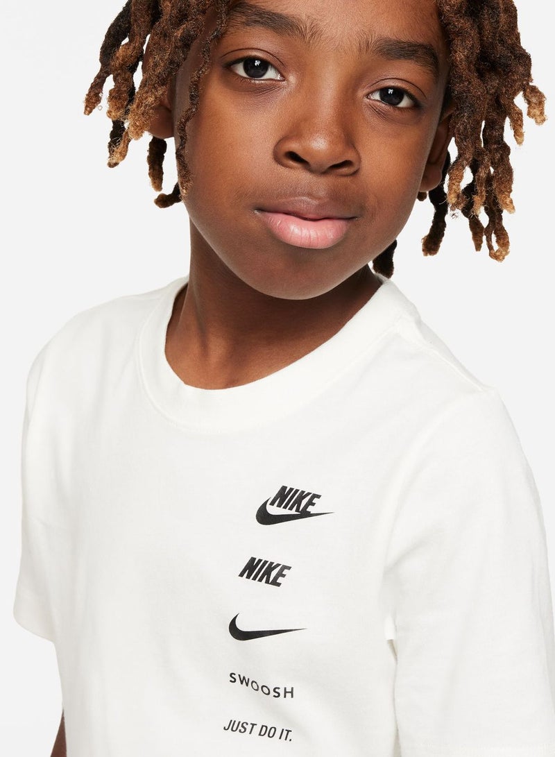 Nike Essential Graphic T-Shirt - Image 3