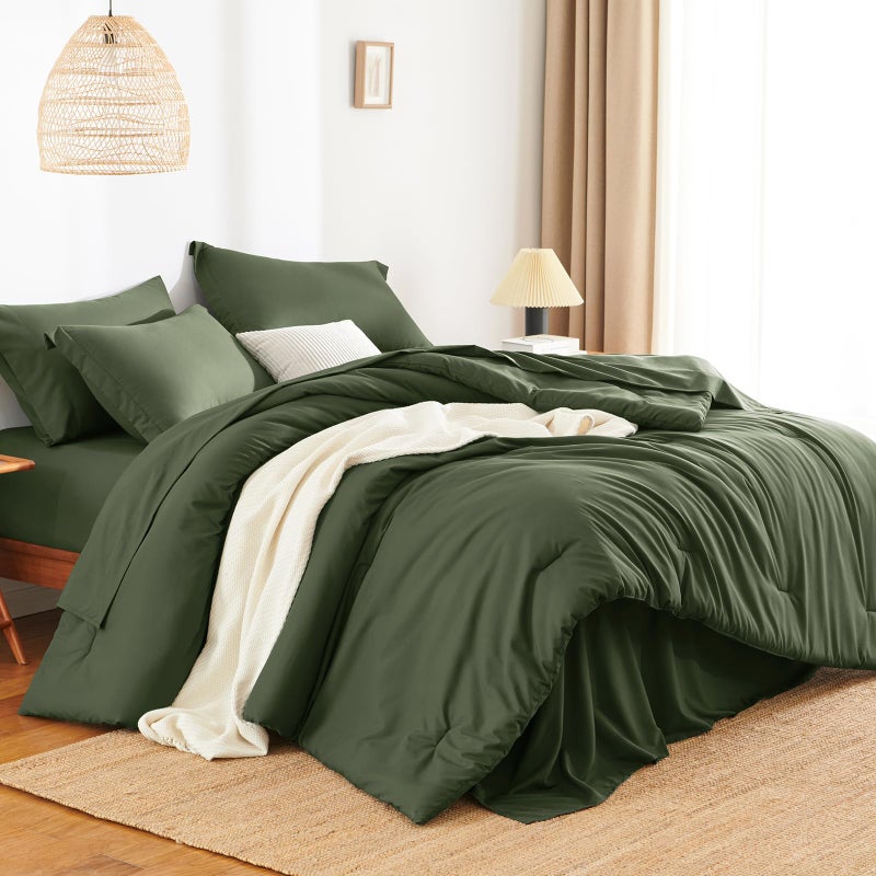 HIMEET Queen Comforter Set - 7 Pieces Bed in a Bag Queen Size, Luxury Comforter Set with Sheets for All Season, Bed Set with Comforter, Flat Sheet, Fitted Sheet, Pillowcases & Shams, Olive Green - Image 3