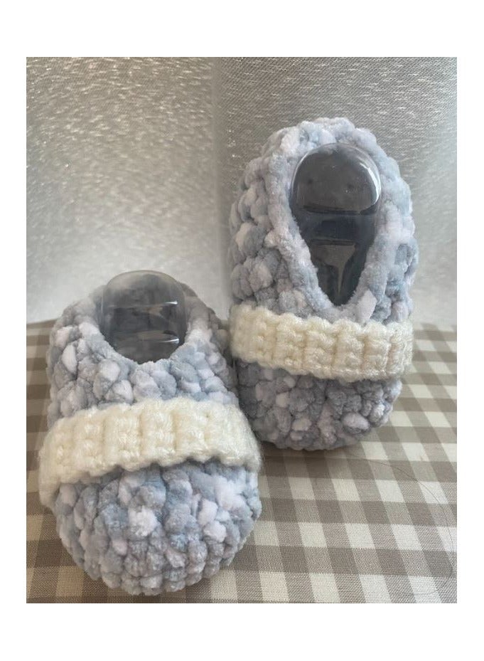Braidise Creations Braided Baby Booties White and Grey with Style Band Infront - 4 inch sole for new born, 2 to 6 months baby feet - Image 3