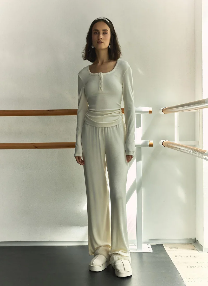 Lichi Jersey longsleeve with buttons on the collar