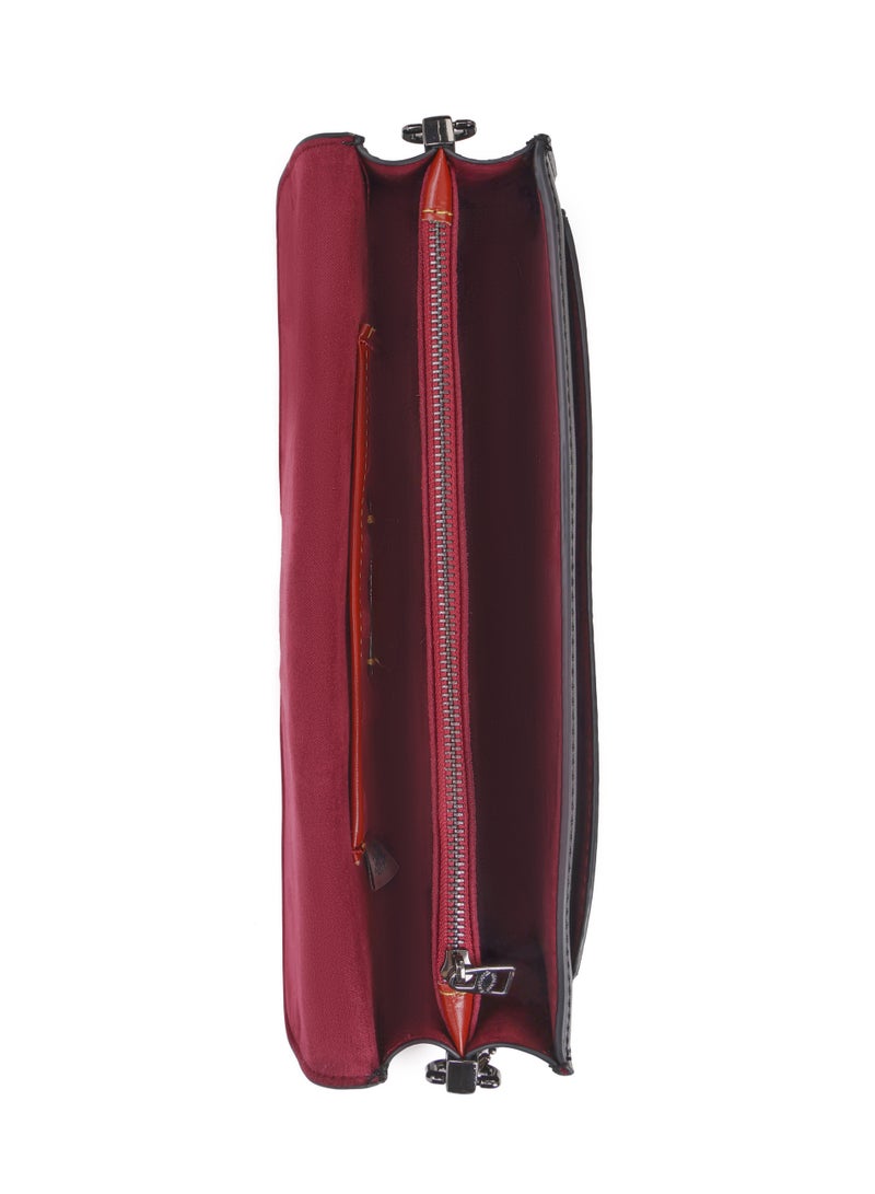 كوتش اوت ليت حقيبة COACH Tabby 26 بنمط الكلاسيكي القديم، مصنوعة من قماش مطلي وجلد عجل، يمكن حملها باليد أو على الكتف أو كحقيبة عابرة للجسم، اللون: أسود/أسود فحمي (إغلاق أسود) - Image 4