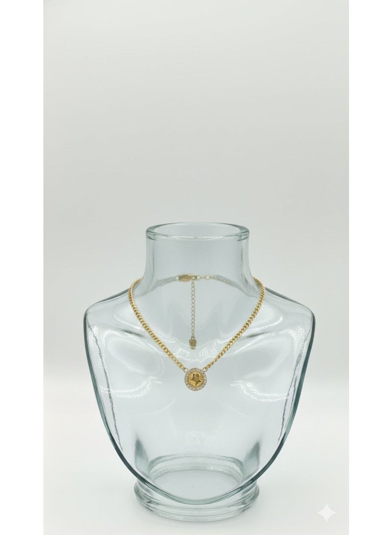 ورد سلسلة رقبة ذهبية أنيقة بدلاية دائرية لامعة، من الستانلس ستيل عالي الجودة، مناسبة للهدايا والمناسبات. - Image 3