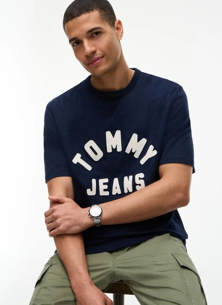 Tommy Jeans  Classic Logo Oversized Jersey T-Shirt for Men | Best Price UAE