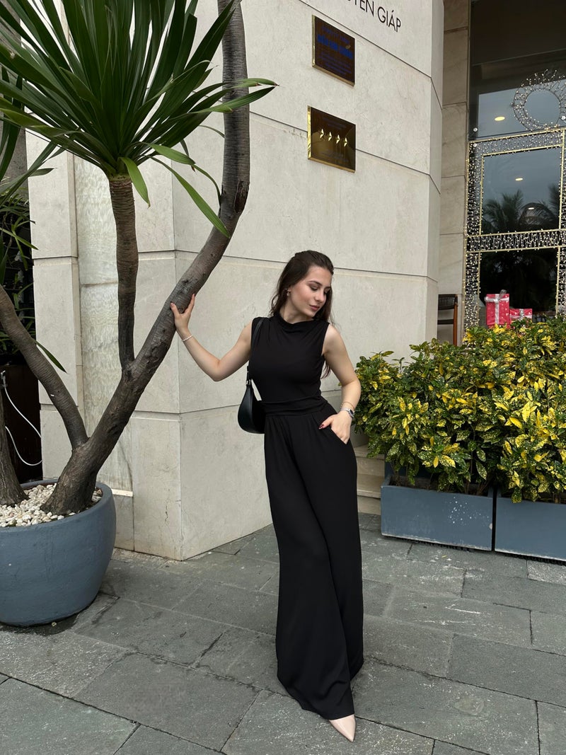 Miusol Women's Casual Sleeveless Mock Neck Ruched Wide Leg Jumpsuit Summer Formal Long Romper with Pockets (X-Large, Black) - Image 4