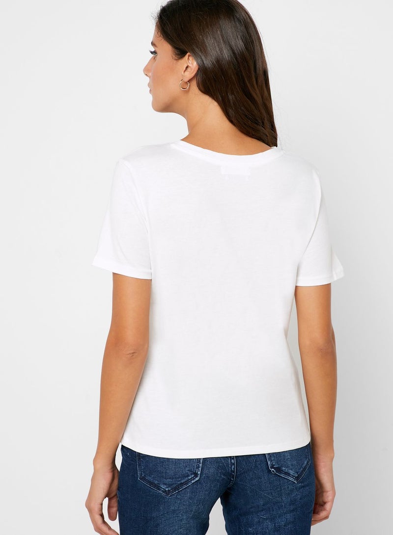 ريزرفد تيشيرت باكمام قصيرة - Image 2