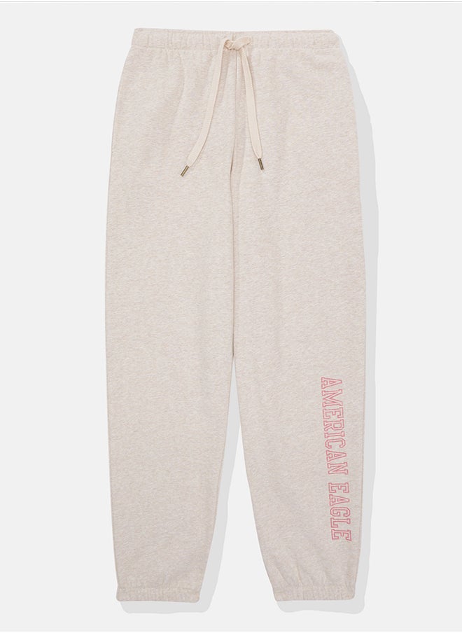 American Eagle - Fleece Graphic Baggy Jogger - Image 1