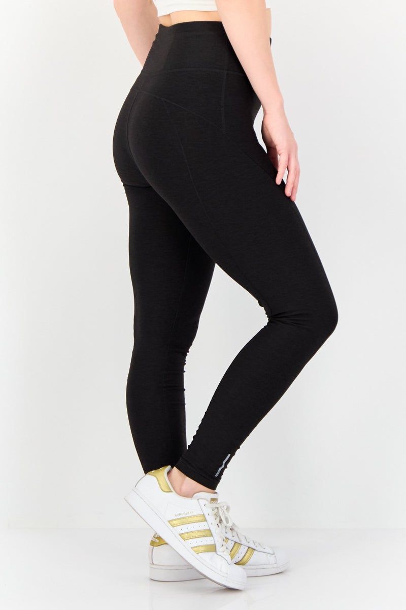 PUMA ملابس رياضية نسائية ضيقة 7/8 باللون الأسود - Image 4