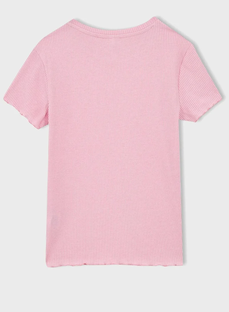 DeFacto Regular Fit V-Neck Short Sleeve T-Shirt