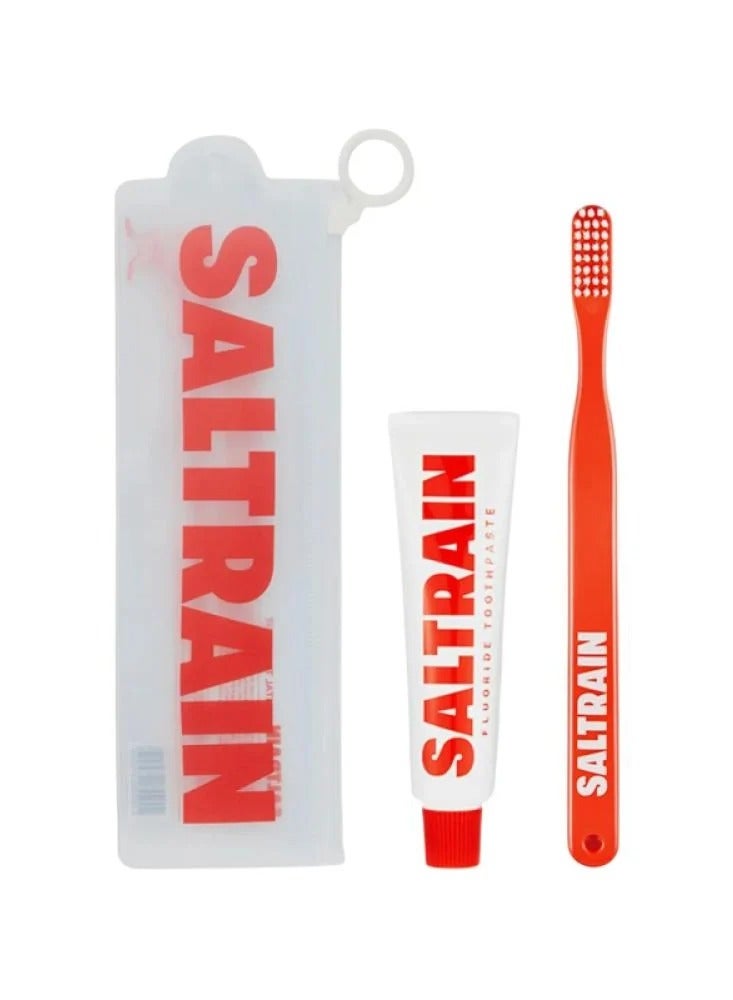 Cavity Protection Fluoride Toothpaste Travel Kit With Toothbrush 30g Red