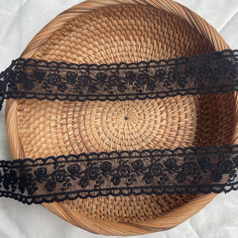 Sourcemall Lace Trim Ribbon, Delicate Black Floral Ribbon for Wedding/Bridal Decoration, DIY Craft Sewing, Home Decoration, 5 Yards (Black Flower) - Image 2