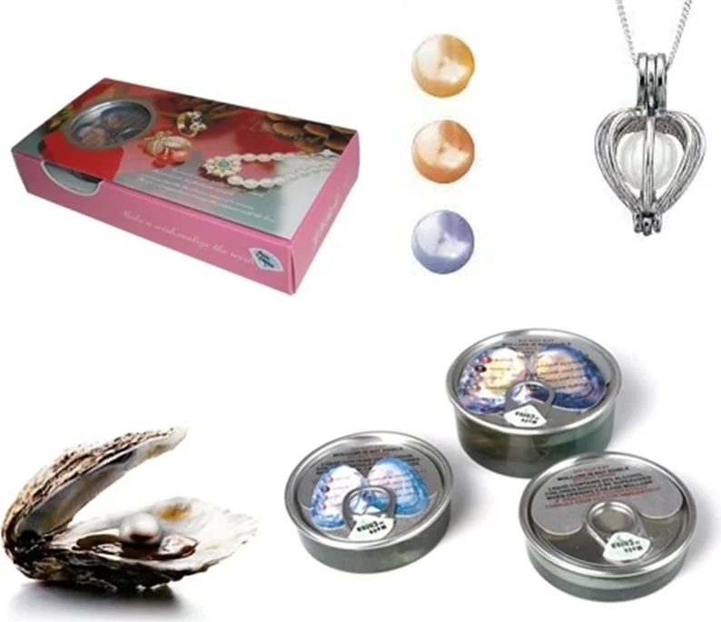 Rennway Real Pearl Necklace in an Oyster Shell by