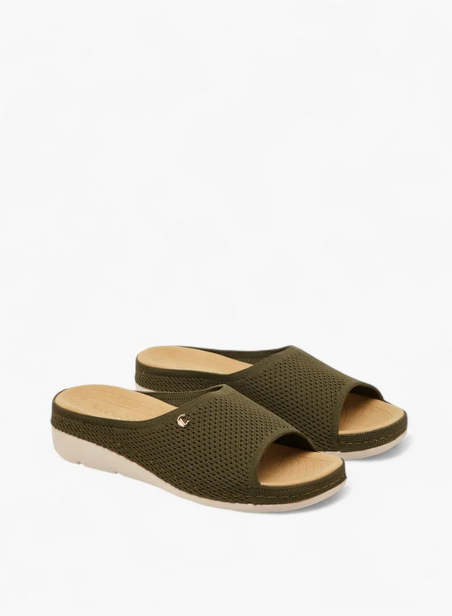 Le Confort Flyknit Textured Slip-On Comfort Sandals