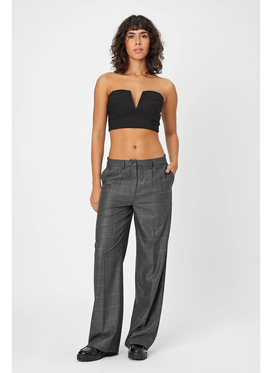 الكسندر جاردي Alexandergardi Wide Leg Wide Leg Checkered Double Pocket Classic Women's Trousers (B24-0001)