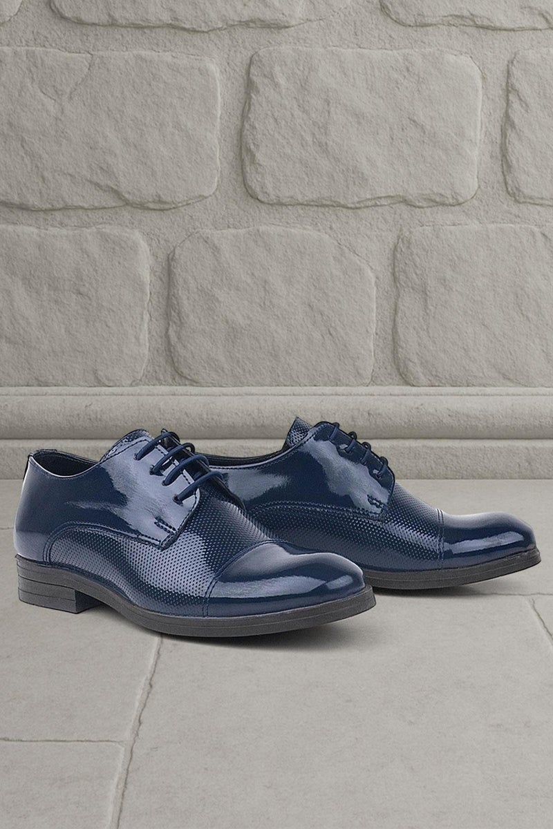 Rakerplus Classic children's shoes from Raker Plus, made of dark blue patent leather, with Oxford laces. - Image 2