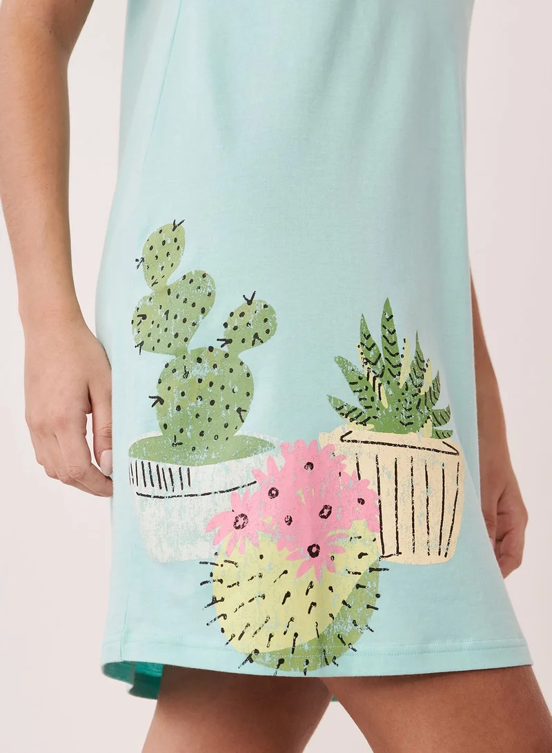 La Vie en Rose Round Neck Graphic Nightdress
