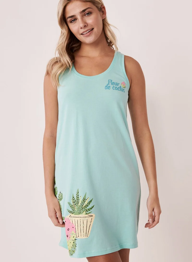 La Vie en Rose Round Neck Graphic Nightdress