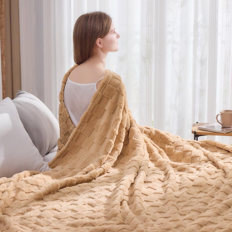 NEWCOSPLAY Super Soft Queen Blanket Brown Premium Silky Flannel Fleece 3D Checkered Lightweight Bed Blanket All Season Use (Brown Checkered  Queen(90""x90"")) - Image 3
