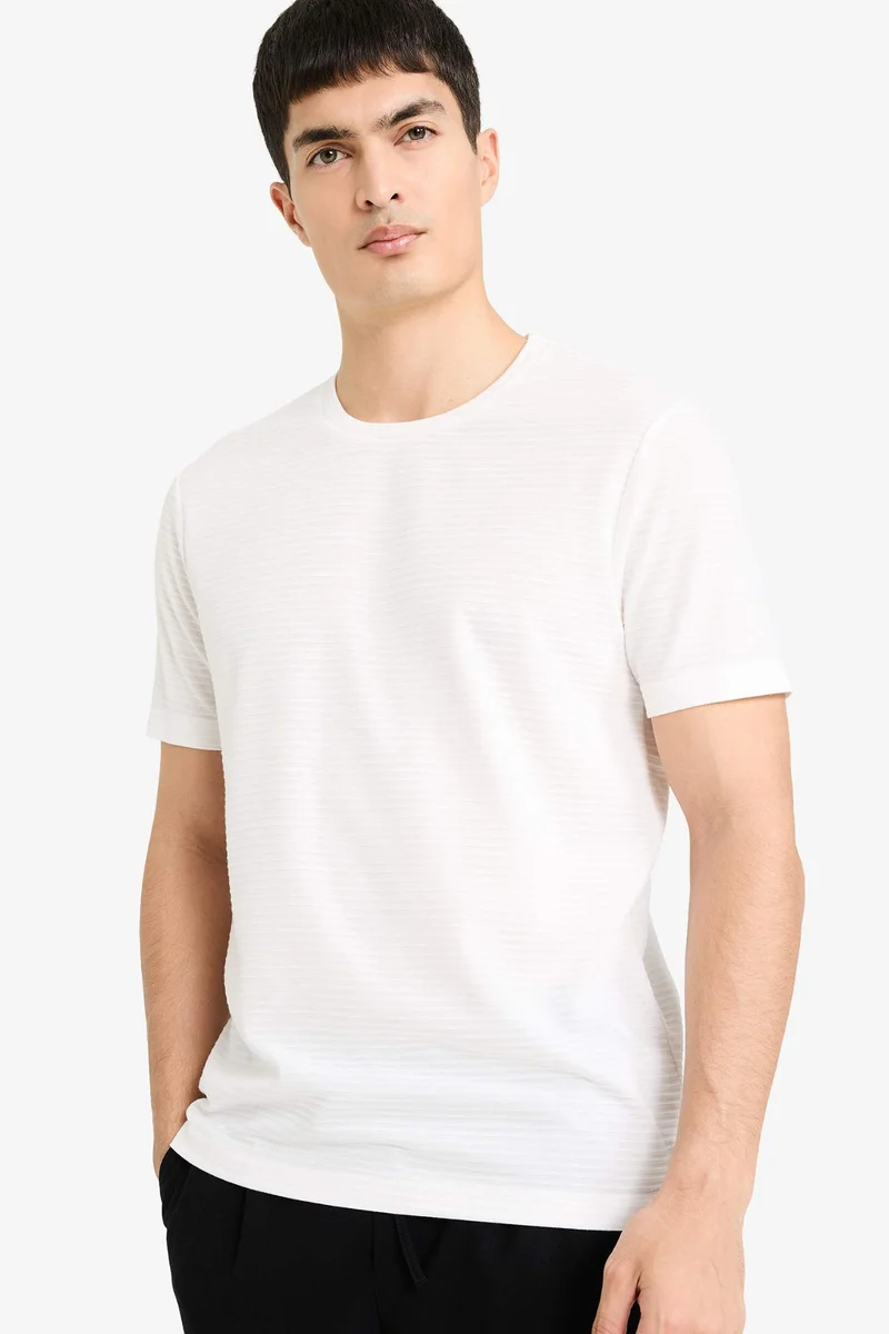 DeFacto Slim Fit Crew Neck Short Sleeve T-Shirt