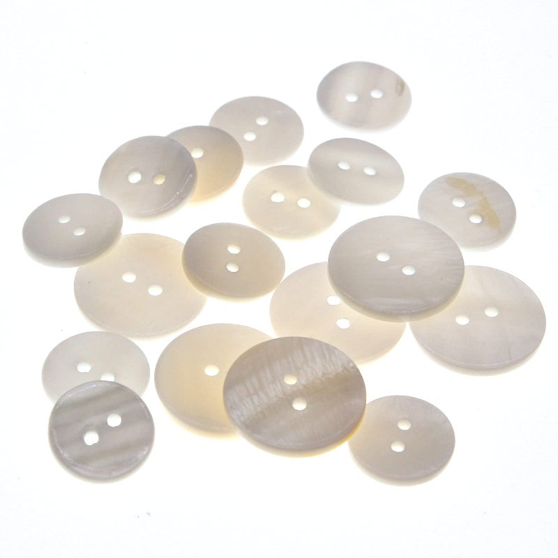 White Genuine Mother of Pearl Buttons Set22PCSPack16PCS 15MM6PCS 20MM2 Holes Bulk Natural MOP Pearl Shell Buttons for DIY Sewing CraftsShirts SuitsSHUNLI