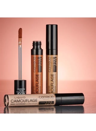 Liquid Camouflage High Coverage Concealer | Ultra Long Lasting Concealer | Oil & Paraben Free | Cruelty Free (020 | Light Beige) - pzsku/ZE17B79BE146E5A83287DZ/45/_/1687450121/e37cc9ae-6fd2-43e7-977a-a7cb87f5e992