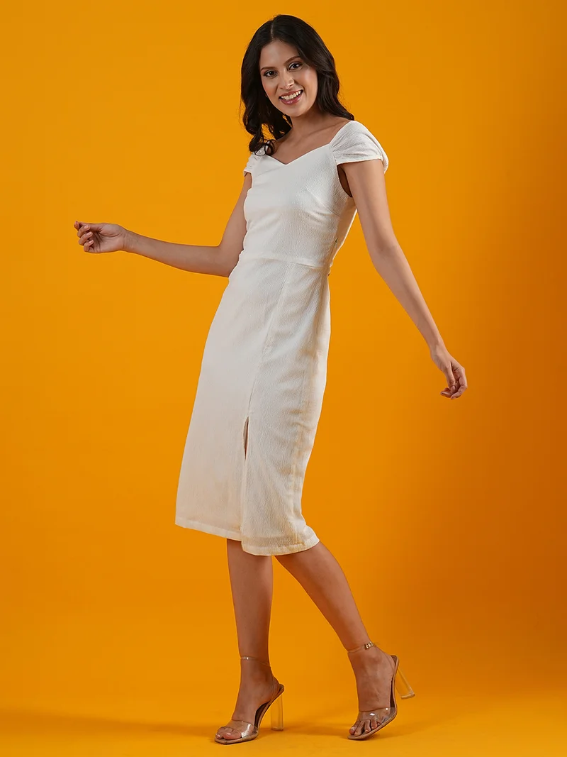 globus Women White Sweetheart Neck Cap Sleeves Front Slit Smocked Back Crepe Sheath Dress