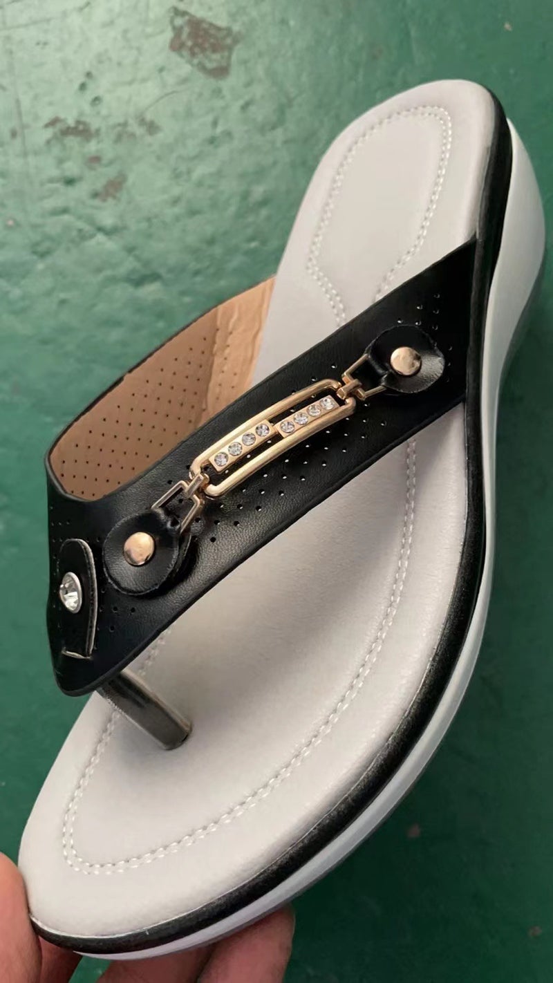 wish retro sexy street flip-flops female summer Korean version flat heel outer wear sandals foreign trade large size manufacturers wholesale black 36 - Image 1
