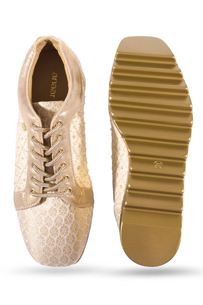 Anaar Anaar Pitara Wedge Sneakers – Off-White Brocade & Satin Hand-Embroidered Wedges