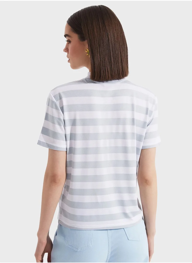جون Striped Crew Neck T-Shirt