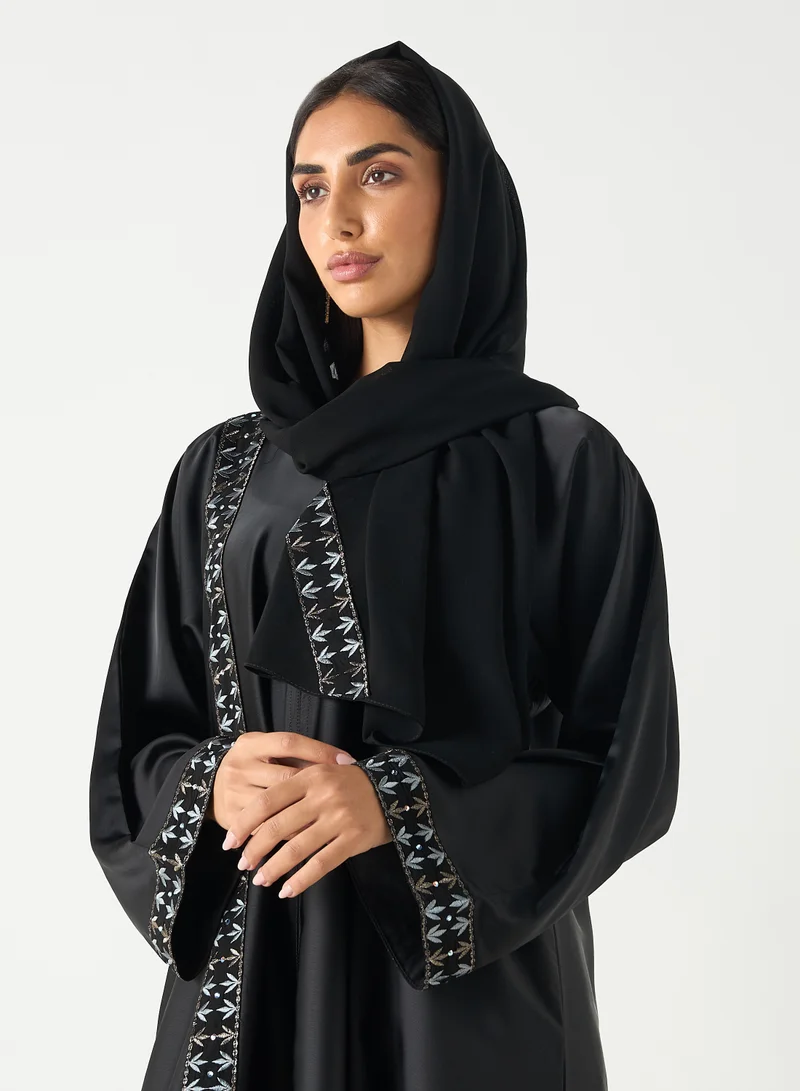 Hadiyath Al Madinah HM - Classic Embroidered Abaya