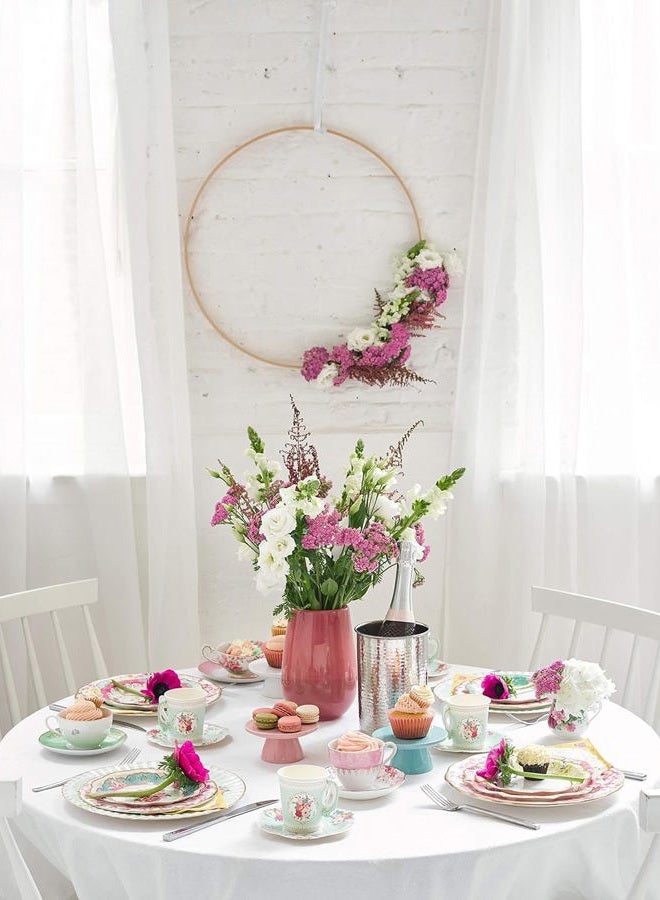 Talking Tables Truly Scrumptious Floral Paper Plates 12-Pieces Set - Image 4