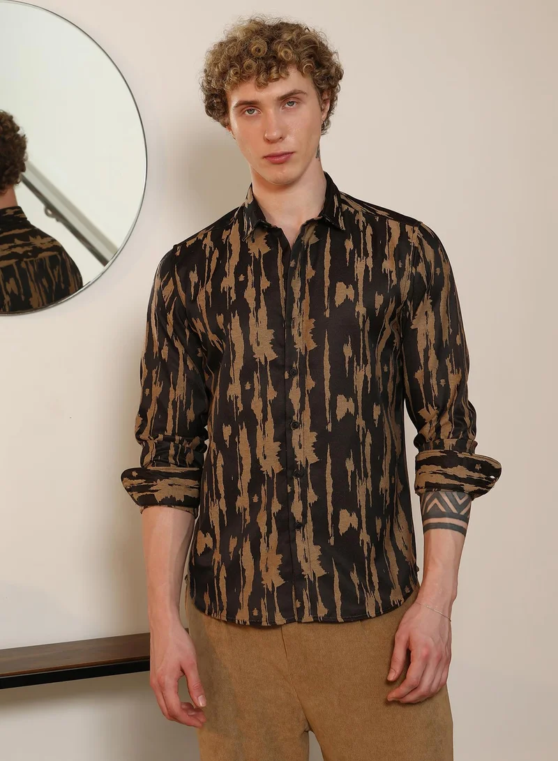 كامبوس سوترا Men's Tailored Fit Abstract Pattern Full Sleeve Shirt