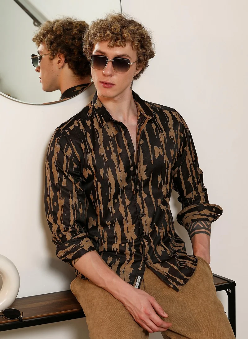 كامبوس سوترا Men's Tailored Fit Abstract Pattern Full Sleeve Shirt