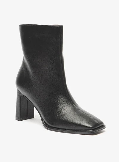 فلورا بيلا من شو إكسبرس Women Outdoor Zip Ankle Boots