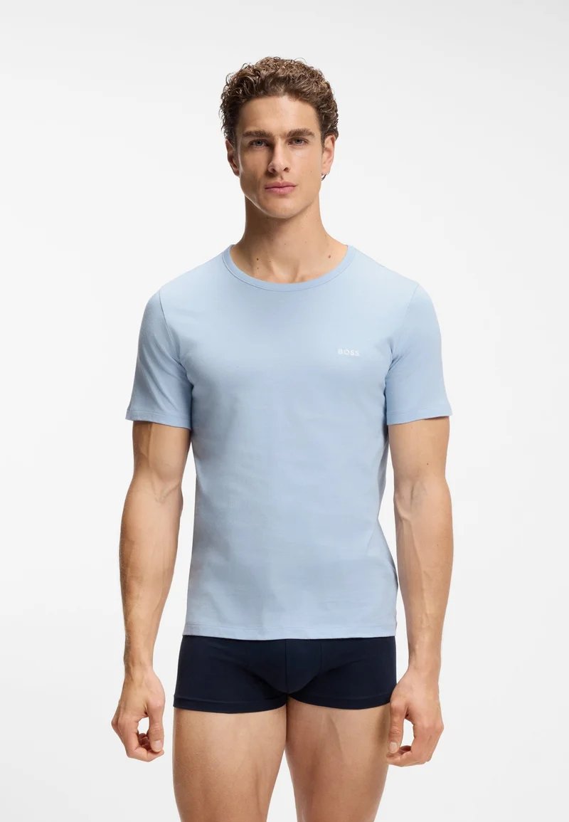 بوس Three-pack of cotton T-shirts with logo embroidery