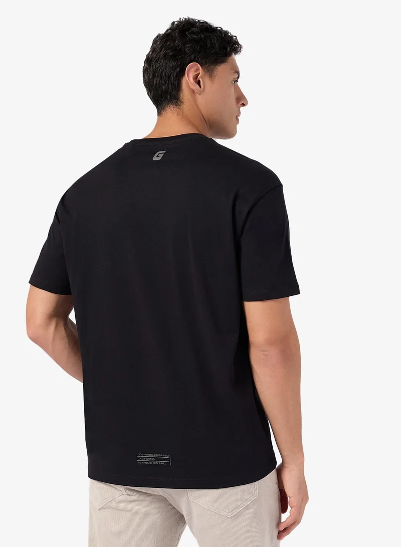 جس تيشيرت أزها بياقة دائرية