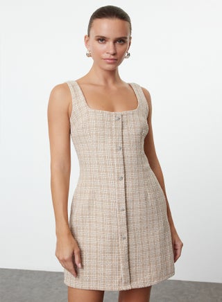 Beige Tweed Woven Short Dress TPRAW25EL00076 - pzsku/ZE18B27DDD4E3D97467CFZ/45/_/1739718332/e213f7a8-3567-4b9a-bf94-3dc8f7d29740