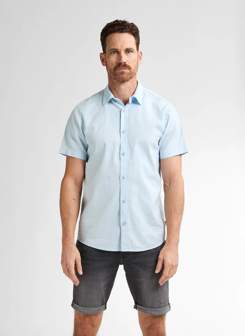 بترول اندستريز Men Shirt Short Sleeve Uni