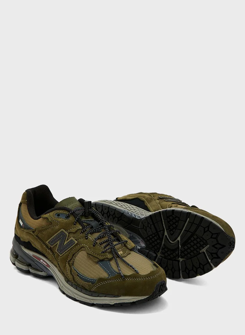 New Balance 2002 Sneakers