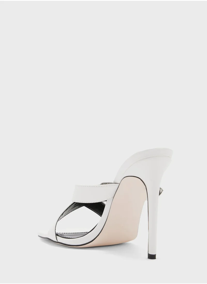 ايلا Western Buckle Detail Heeled Sandal