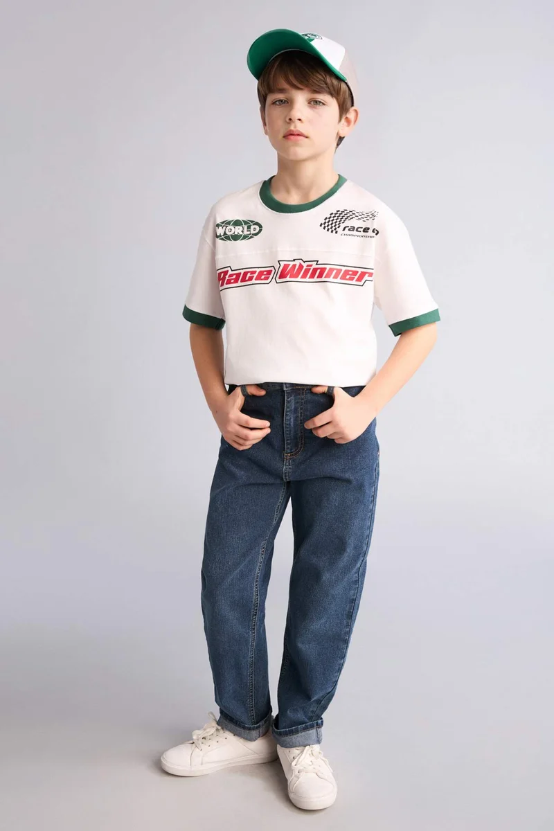 ديفاكتو Boy Oversize Fit Short Sleeve T-Shirt