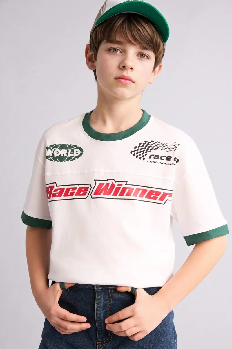 ديفاكتو Boy Oversize Fit Short Sleeve T-Shirt