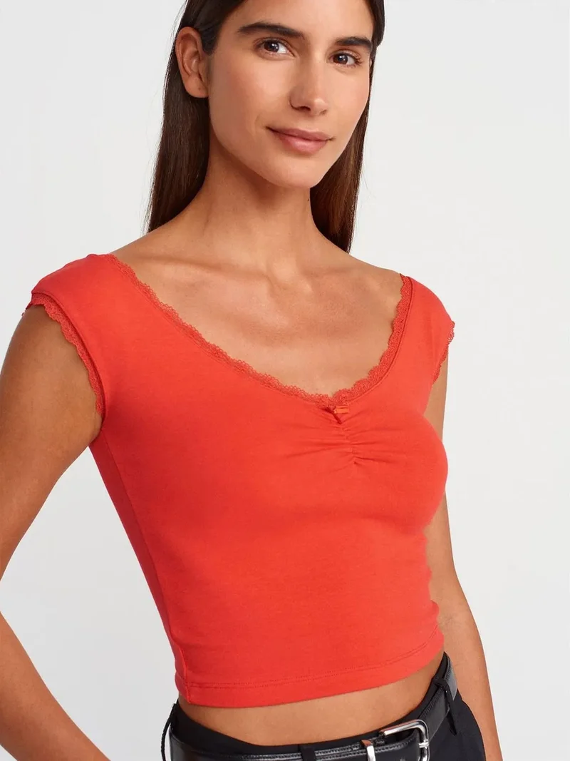 ديلفين Dilvin Slim Fit Crop Sleeveless Jersey Blouse