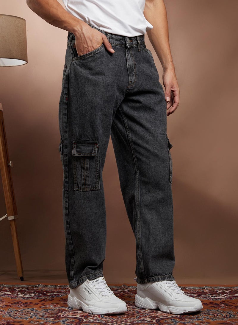 Campus Sutra Campus Sutra Men's Charcoal Black Acid-Wash Utility Denim Jeans For Casual Wear | Mid-Rise | Relaxed Fit | Button Closure | Denim Jeans Crafted With Comfort Fit For Everyday Wear  - Image 3