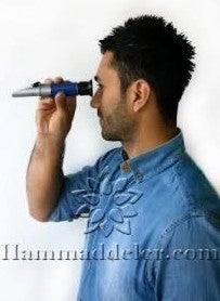 LAB Handheld Refractometer (0-32)  - Image 2