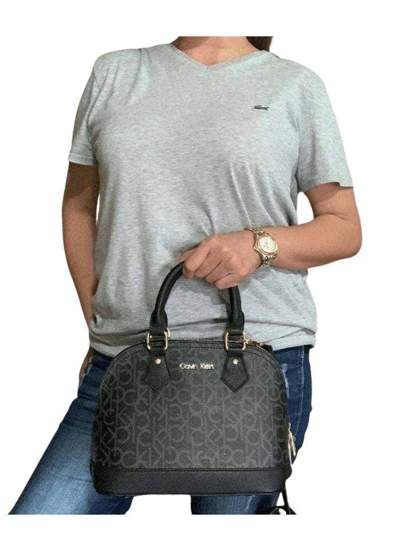 "Step Into Effortless Style with Our Versatile Crossbody Bag: The Ideal Blend of Fashion and Function, Perfect for Any Occasion—Enjoy Ample Storage, Durable Materials, and Adjustable Straps for All-Day Comfort and Chic Appeal!"  - Image 3