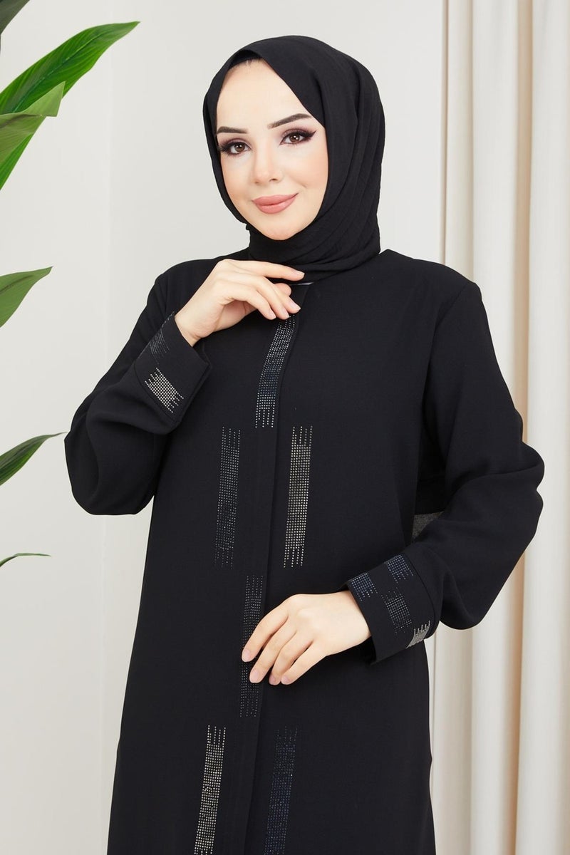 Hafsa Mina Stone Detailed Plus Size Abaya Black  - Image 4