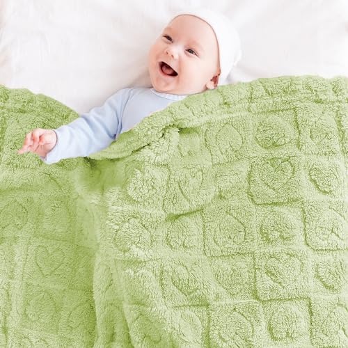 Yurhap Fleece Baby Blanket Heart Checkered Blanket, Ultra Soft Cozy Baby Blankets for Boys Girls, Fluffy Infant Toddler Newborn Receiving Blankets for Crib Stroller 30”×40” (Green) - Image 3